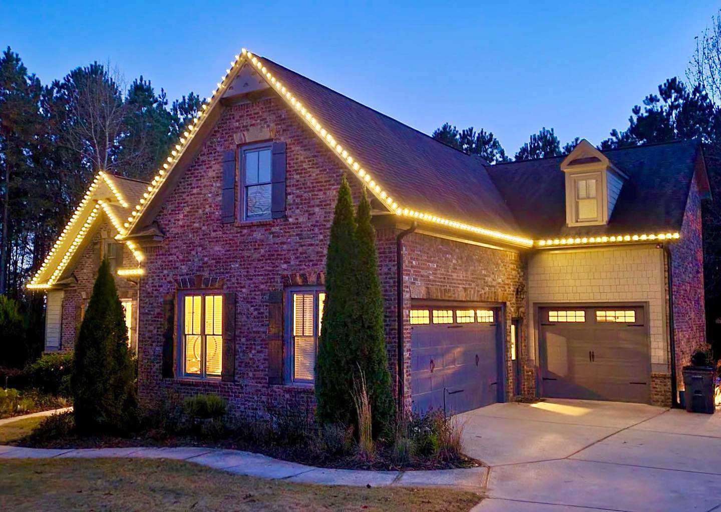 Brick Home Christmas Light Installation in Kennesaw: Design Guide